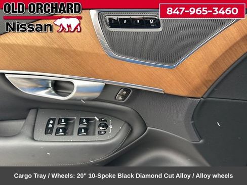 Used 2024 Volvo XC90 B6 Plus w/ Protection Package Premier AWD/4WD image 9