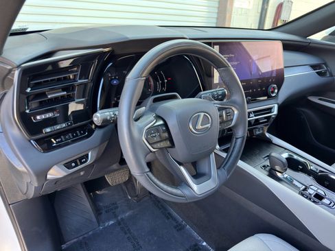 Used 2024 Lexus RX 350 Premium w/ Convenience Package AWD/4WD image 14