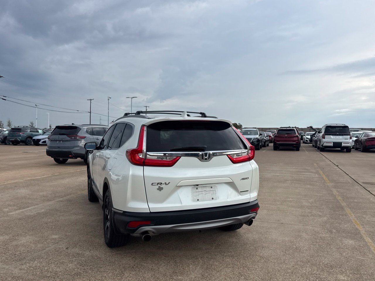 Used 2018 Honda CR-V Touring image 16