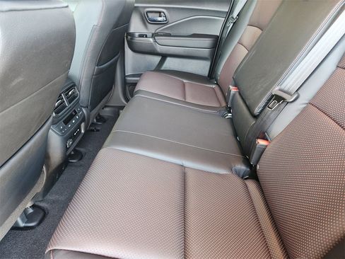 New 2026 Honda Ridgeline Black Edition image 19