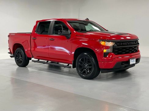 Used 2022 Chevrolet Silverado 1500 Custom w/ Rally Edition image 5