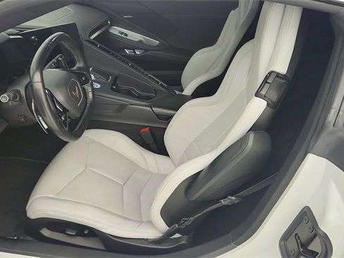 Used 2021 Chevrolet Corvette Stingray w/ Battery Protection Package image 17