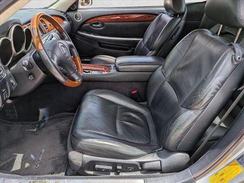 Used 2002 Lexus SC 430 Convertible RWD image 16