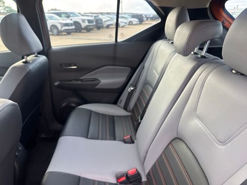 Used 2023 Nissan Kicks SR w/ SR Premium Package FWD image 33