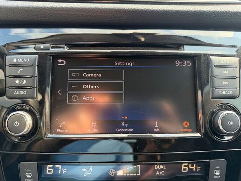 Used 2020 Nissan Rogue SV AWD/4WD image 28