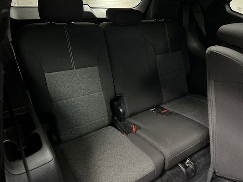 Certified 2025 GMC Acadia Elevation image 27