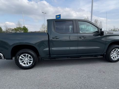New 2025 Chevrolet Silverado 1500 LT w/ Z71 Off-Road Package image 9