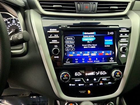 Used 2021 Nissan Murano S FWD image 17