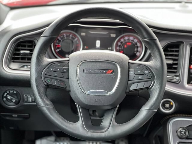 Used 2016 Dodge Challenger R/T Scat Pack RWD image 30