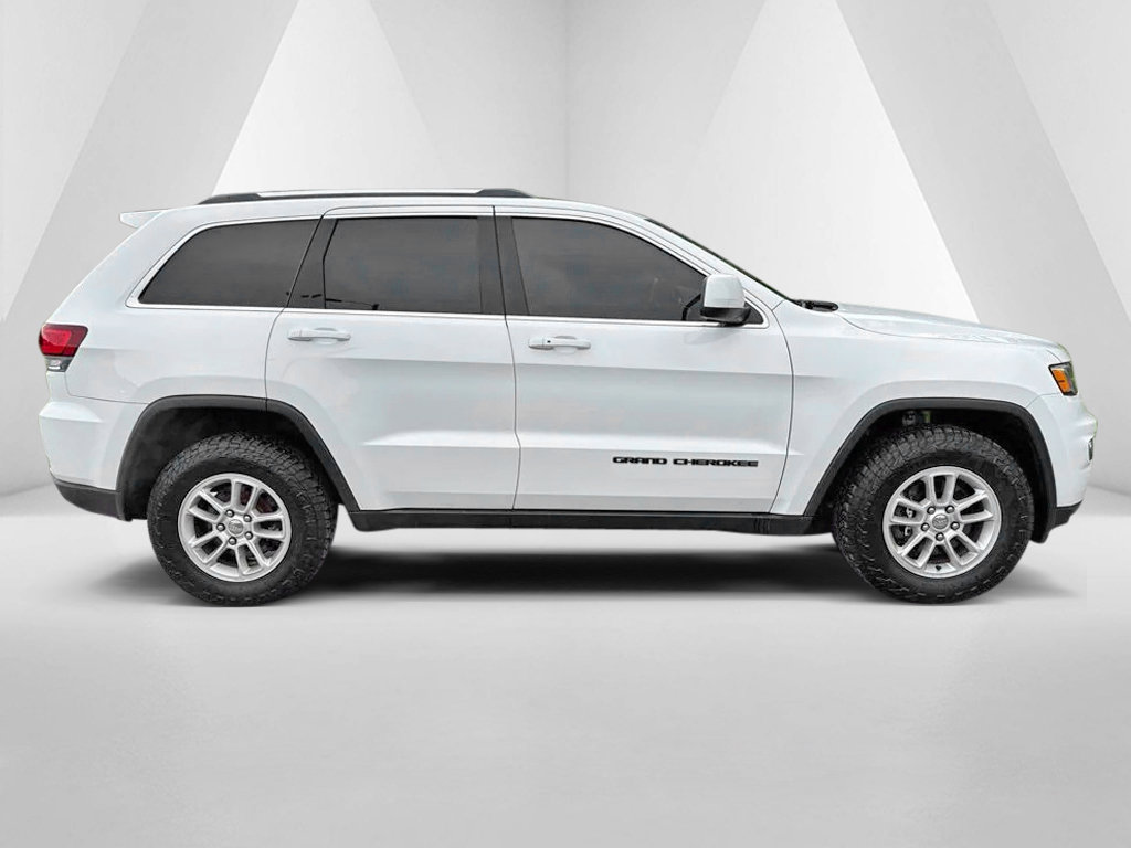 Used 2020 Jeep Grand Cherokee Laredo w/ Security & Convenience Group AWD/4WD image 8