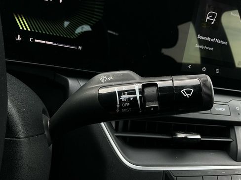 Used 2025 Kia K4 LXS image 37