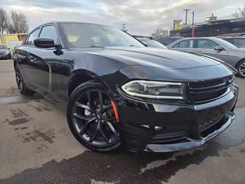 Used 2021 Dodge Charger SXT w/ Blacktop Package RWD image 1