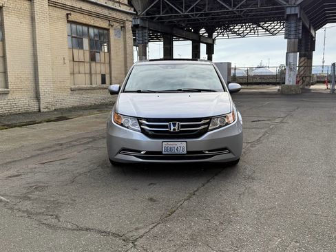 Used 2016 Honda Odyssey EX-L image 17