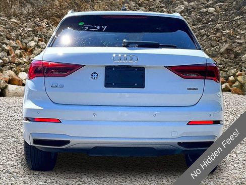 Used 2019 Audi Q3 2.0T Premium w/ Convenience Package AWD/4WD image 4