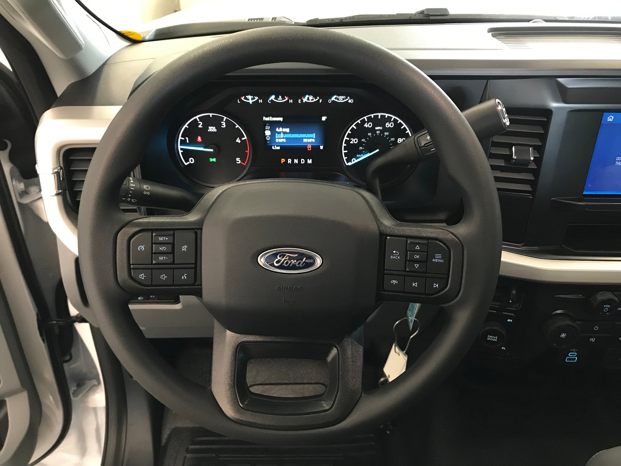 New 2026 Ford F550 4x4 Regular Cab Super Duty image 14