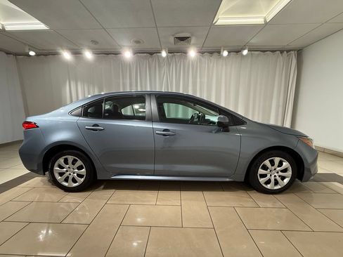 Certified 2025 Toyota Corolla LE FWD image 6