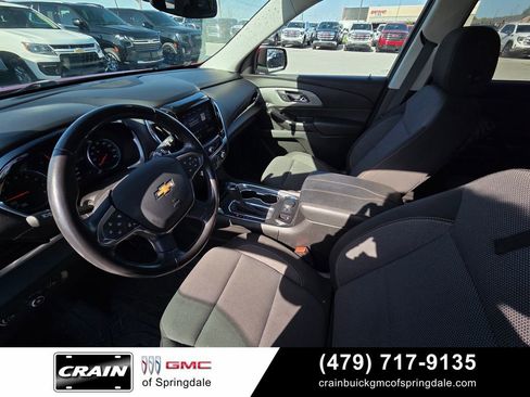 Used 2020 Chevrolet Traverse LT FWD image 10