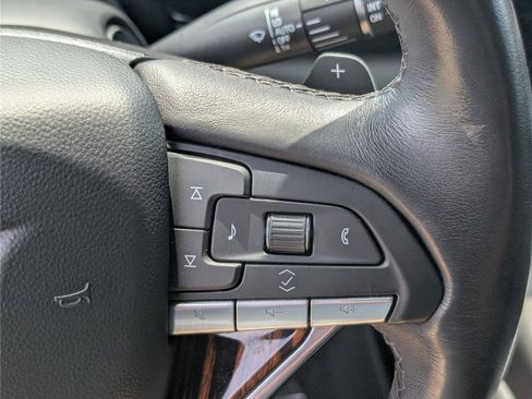 Used 2023 Cadillac Escalade Luxury AWD/4WD image 27