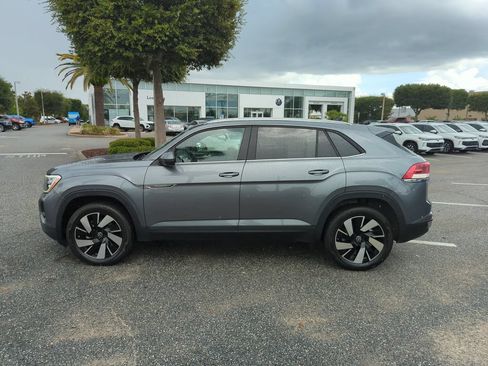 Used 2024 Volkswagen Atlas Cross Sport SE AWD/4WD image 11