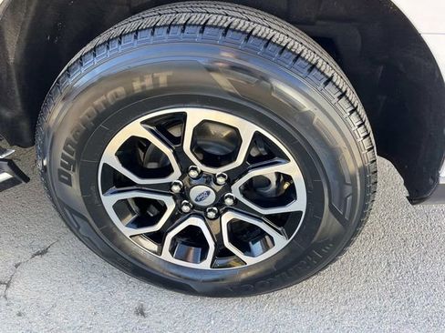 Certified 2023 Ford Expedition XLT image 11