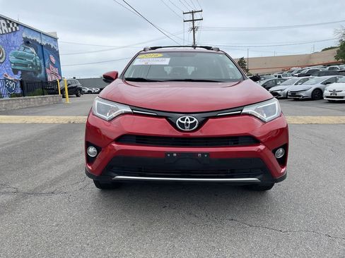 Used 2016 Toyota RAV4 XLE AWD/4WD image 5