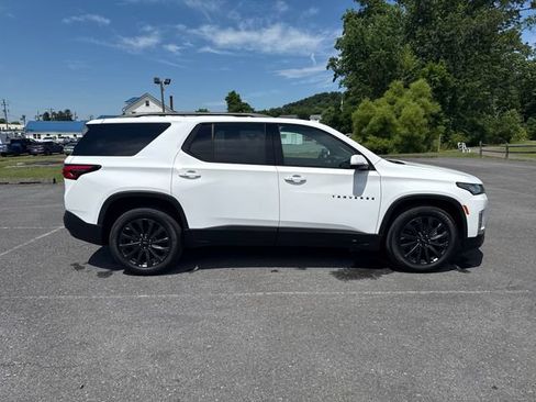 Used 2023 Chevrolet Traverse RS AWD/4WD image 7