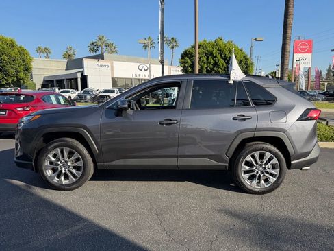 Used 2024 Toyota RAV4 XLE Premium image 5