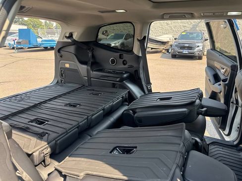 Used 2024 Subaru Ascent Touring AWD/4WD image 19