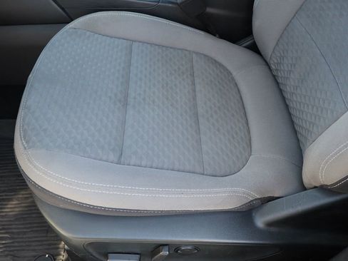 Used 2022 Ford Escape SE FWD image 21