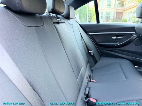 Used 2018 BMW 330e RWD image 23