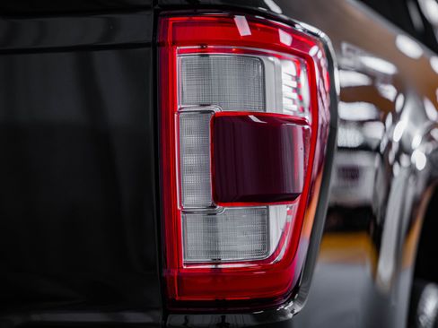 Certified 2023 Ford F150 Lariat w/ Equipment Group 502A High image 19