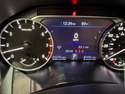 Used 2025 Nissan Altima 2.5 SV FWD image 18
