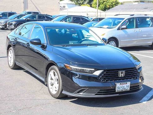 Used 2023 Honda Accord LX image 3