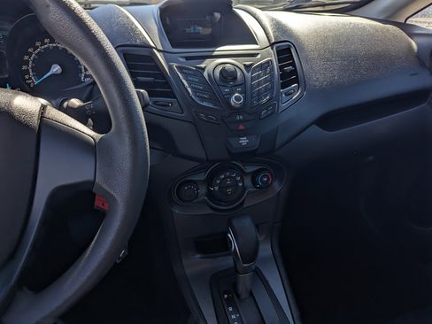Used 2014 Ford Fiesta S image 9