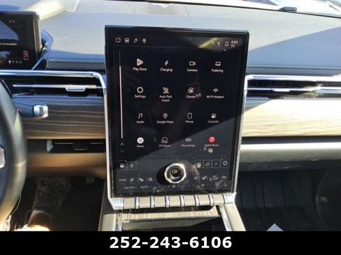 Used 2026 GMC Sierra EV Denali AWD/4WD image 15