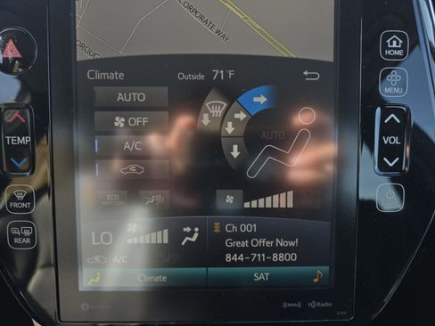 Used 2019 Toyota Prius Prime Premium w/ Carpet Mat Package image 20