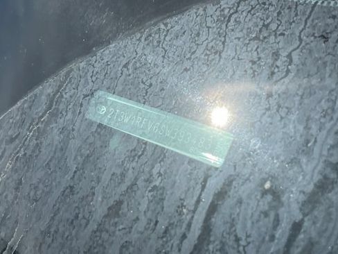 Used 2025 Toyota RAV4 XLE FWD image 3