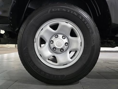 Used 2023 Toyota Tacoma SR AWD/4WD image 24