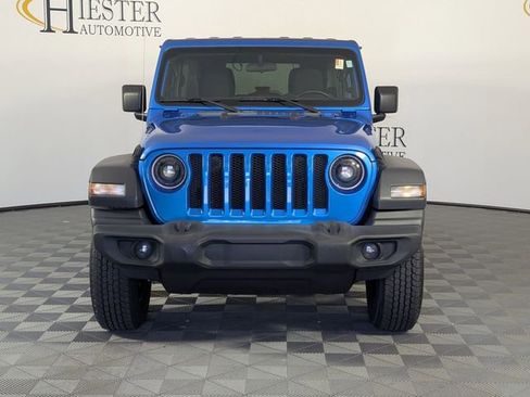 Used 2022 Jeep Wrangler Unlimited Sport AWD/4WD image 3