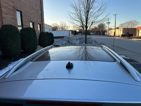 Used 2016 Volkswagen Touareg Sport image 55