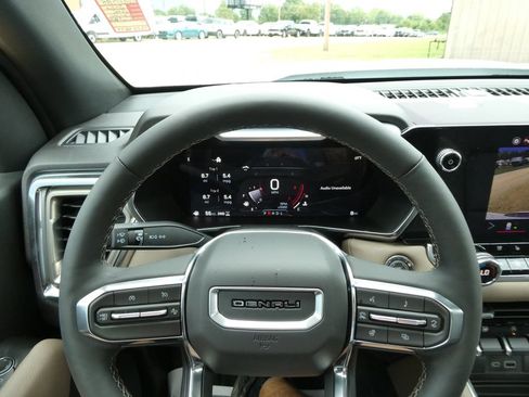 New 2026 GMC Canyon Denali AWD/4WD image 29