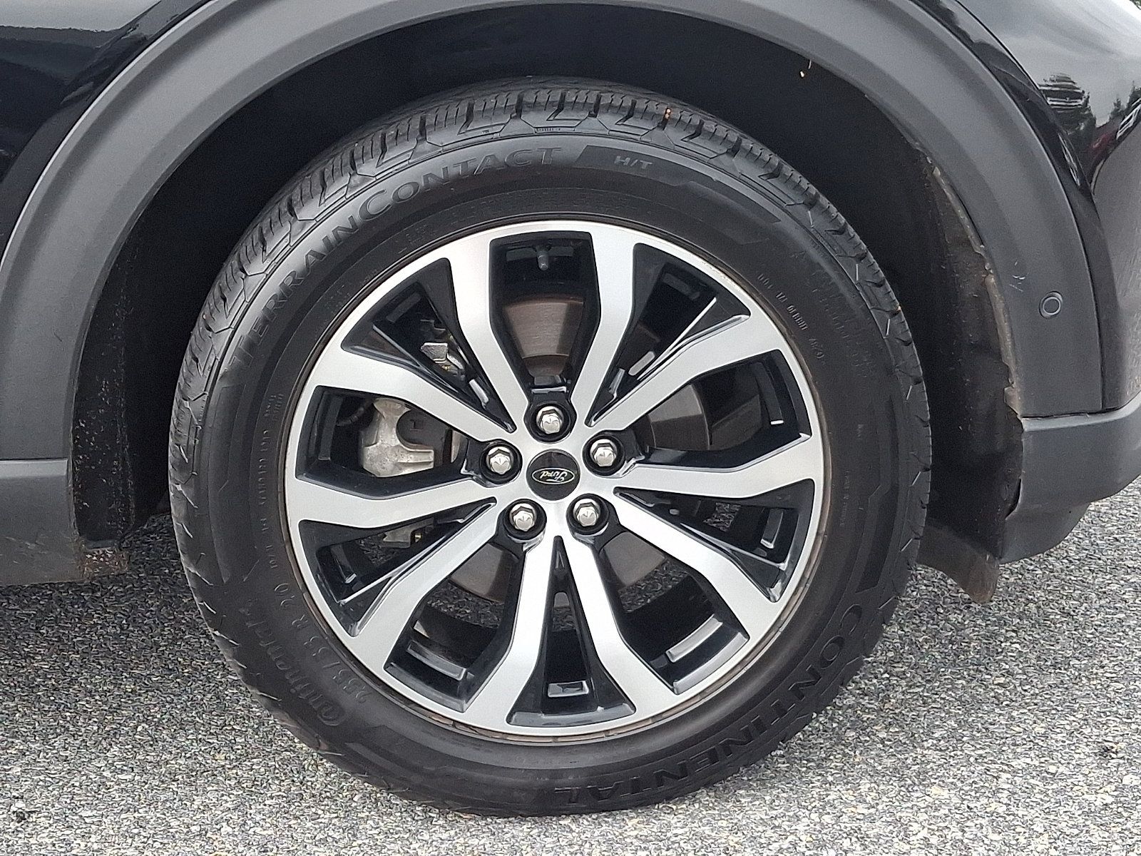 Used 2020 Ford Explorer ST w/ Premium Technology Package AWD/4WD image 8