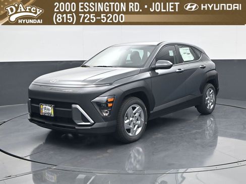 New 2026 Hyundai Kona SE image 1