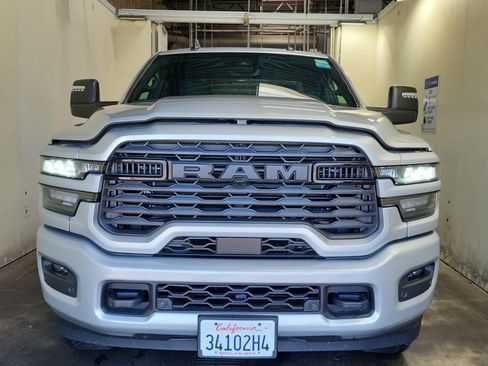 Used 2026 RAM 2500 Big Horn AWD/4WD image 3