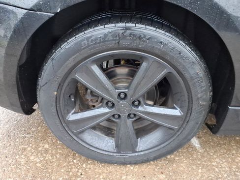 Used 2014 Chevrolet Cruze LT w/ Sun, Sound and Sport Package image 25