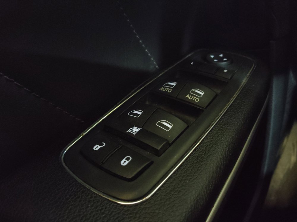 Used 2016 Dodge Charger R/T RWD image 27