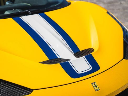 Used 2015 Ferrari 458 Speciale A RWD image 31