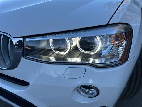 Used 2016 BMW X3 xDrive28i image 9