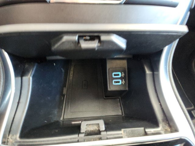 Used 2019 Ford Edge ST w/ Equipment Group 401A AWD/4WD image 30