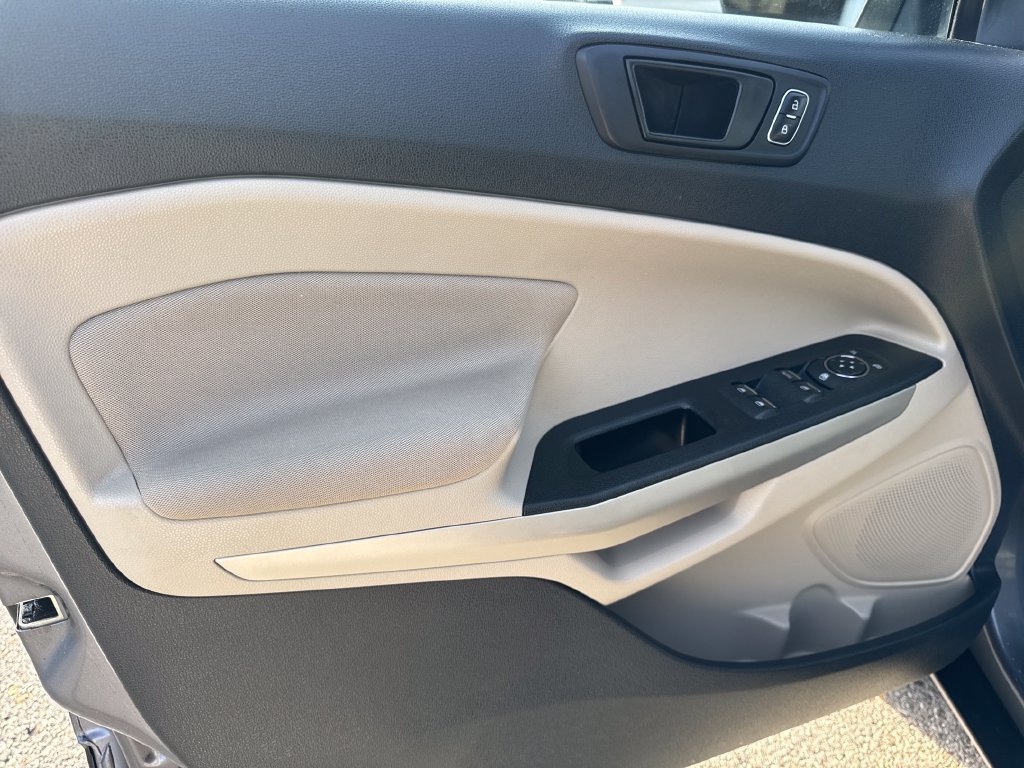 Used 2022 Ford EcoSport S AWD/4WD image 15